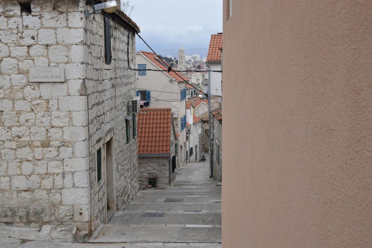 Diocles Place Split Bagian luar foto